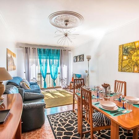 Enjoy Lisbon Cascais Sintra 1200 Metres To Metro Blue Line Sintra Rail Line Free Parking Apartment อามาโดรา ภายนอก รูปภาพ