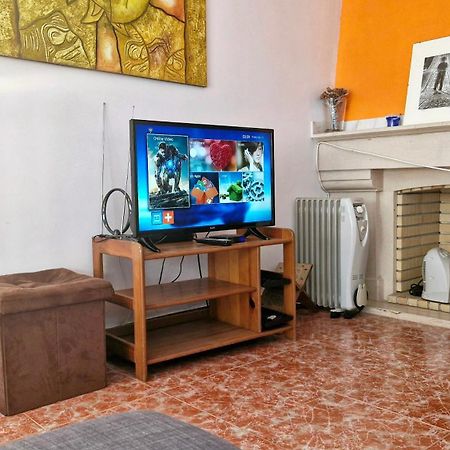 Enjoy Lisbon Cascais Sintra 1200 Metres To Metro Blue Line Sintra Rail Line Free Parking Apartment อามาโดรา ภายนอก รูปภาพ