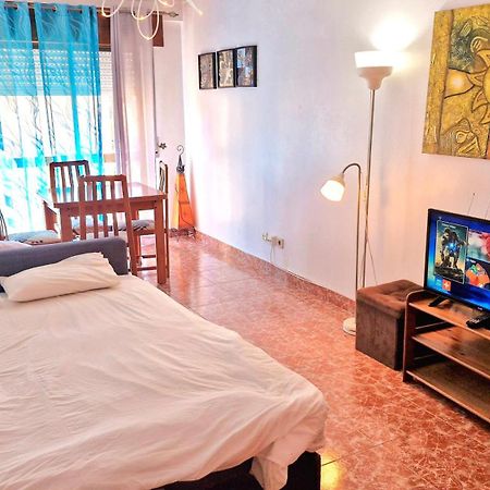 Enjoy Lisbon Cascais Sintra 1200 Metres To Metro Blue Line Sintra Rail Line Free Parking Apartment อามาโดรา ภายนอก รูปภาพ