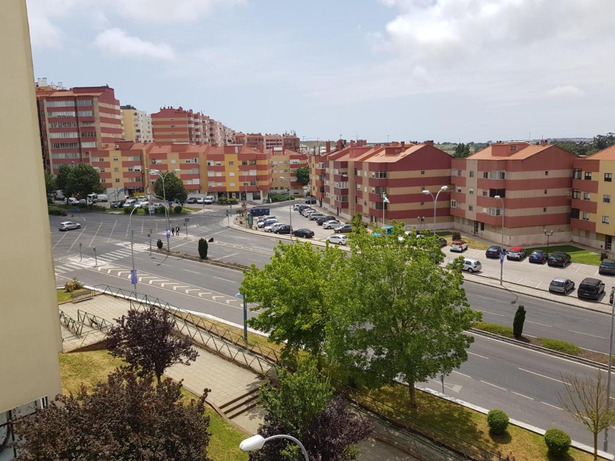 Enjoy Lisbon Cascais Sintra 1200 Metres To Metro Blue Line Sintra Rail Line Free Parking Apartment อามาโดรา ภายนอก รูปภาพ