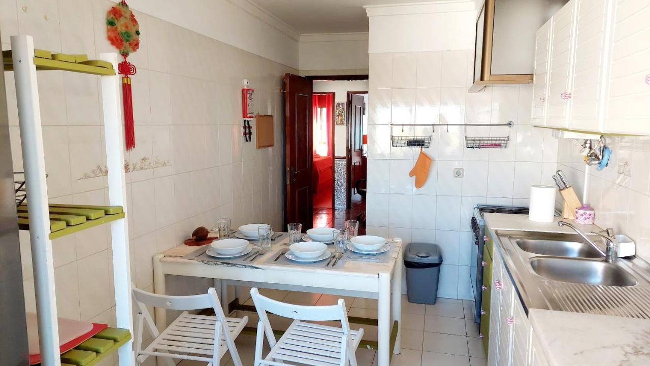 Enjoy Lisbon Cascais Sintra 1200 Metres To Metro Blue Line Sintra Rail Line Free Parking Apartment อามาโดรา ภายนอก รูปภาพ