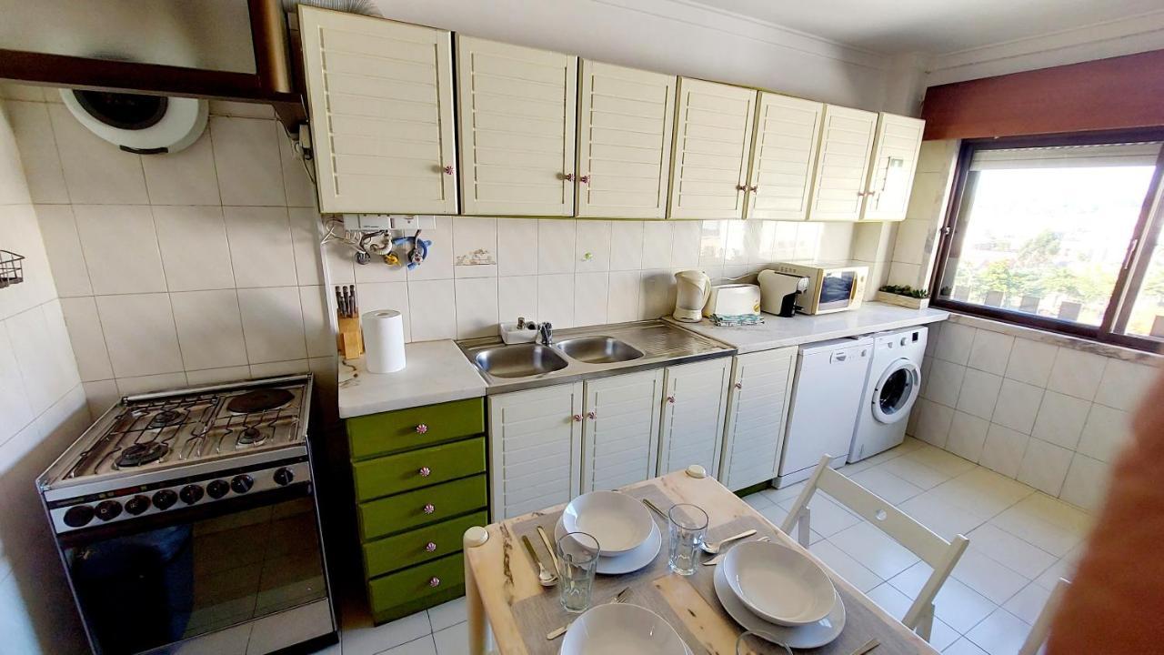 Enjoy Lisbon Cascais Sintra 1200 Metres To Metro Blue Line Sintra Rail Line Free Parking Apartment อามาโดรา ภายนอก รูปภาพ