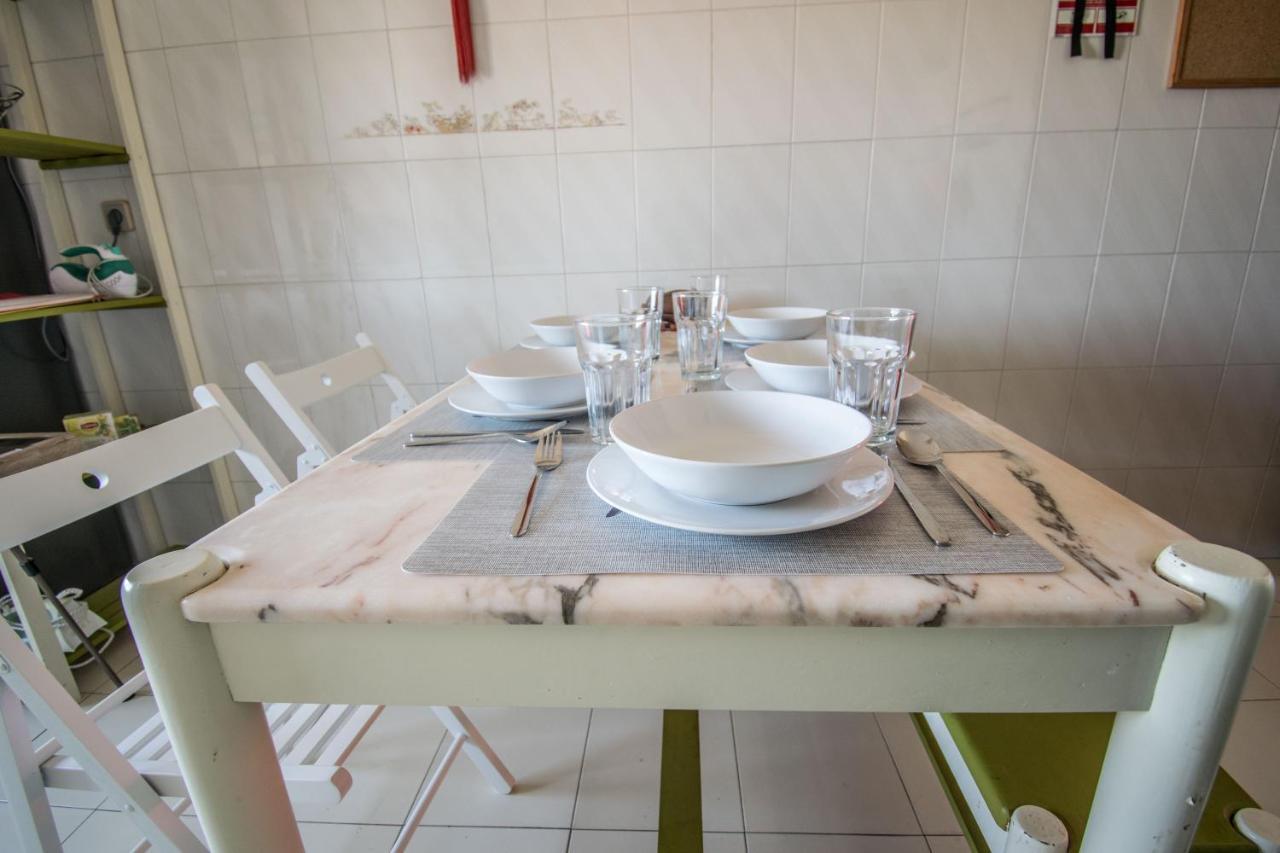 Enjoy Lisbon Cascais Sintra 1200 Metres To Metro Blue Line Sintra Rail Line Free Parking Apartment อามาโดรา ภายนอก รูปภาพ