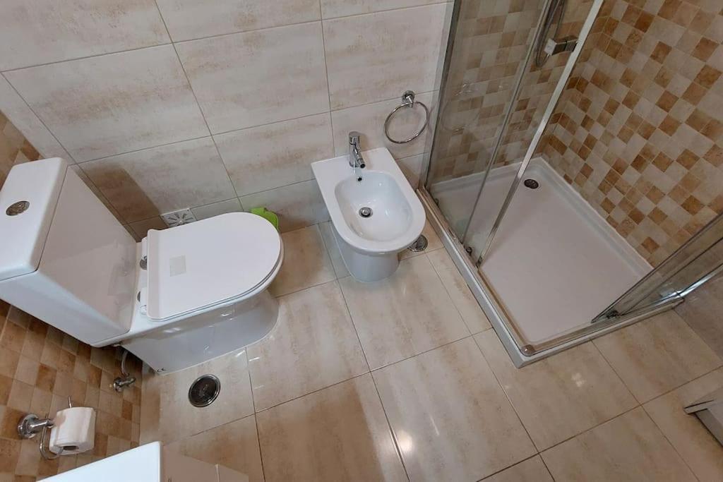 Enjoy Lisbon Cascais Sintra 1200 Metres To Metro Blue Line Sintra Rail Line Free Parking Apartment อามาโดรา ภายนอก รูปภาพ